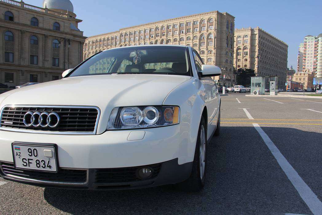 Audi A4, 2003 il, 1.8 L, 250 000 km