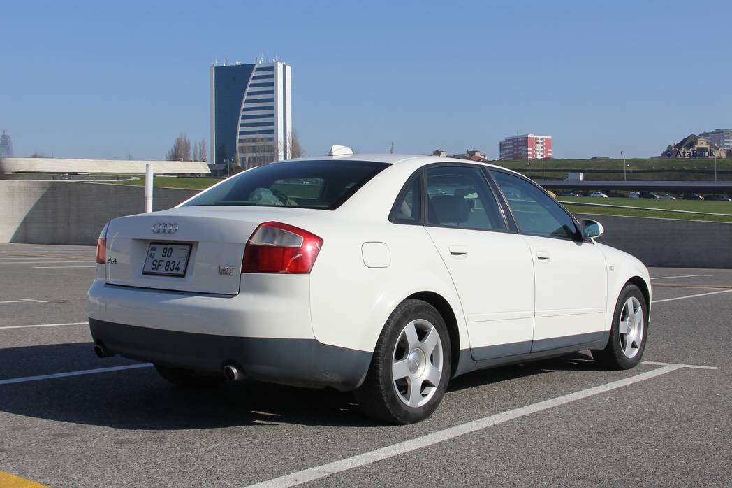 Audi A4, 2003 il, 1.8 L, 250 000 km