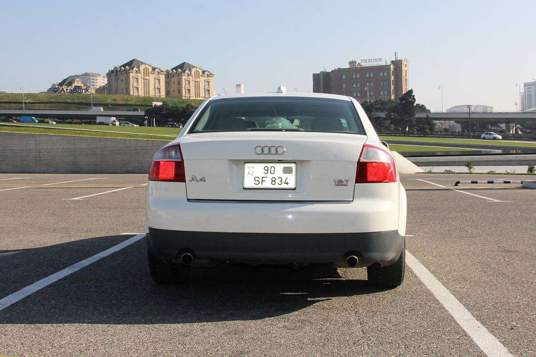 Audi A4, 2003 il, 1.8 L, 250 000 km