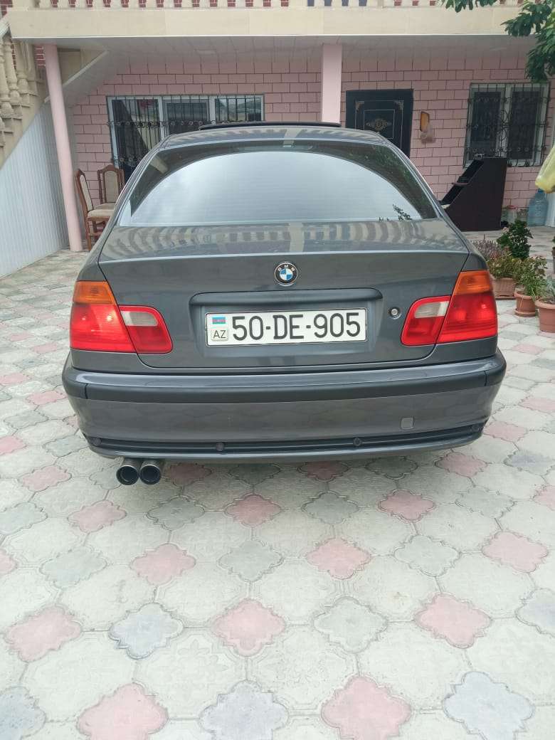BMW 520, 2001 il, 1.6 L, 400 000 km