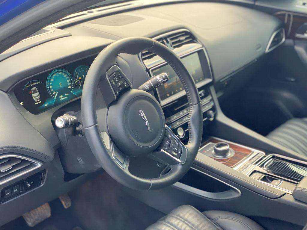 Jaguar F-Pace, 2018 il, 2.0 L, 12 000 km