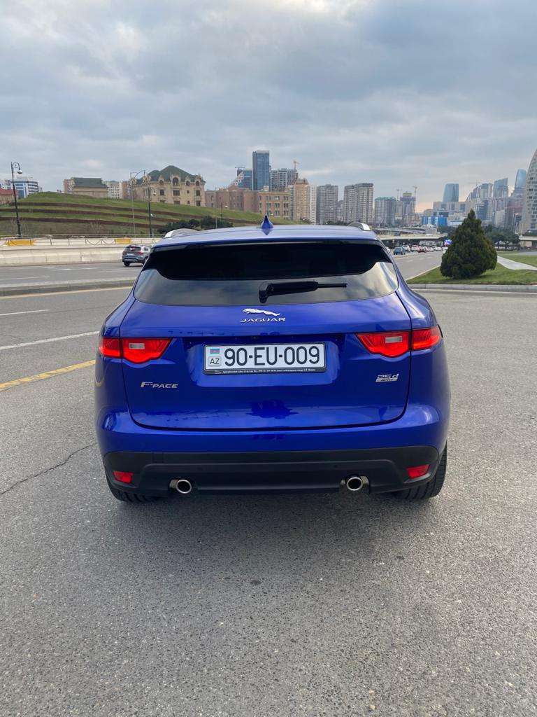 Jaguar F-Pace, 2018 il, 2.0 L, 12 000 km