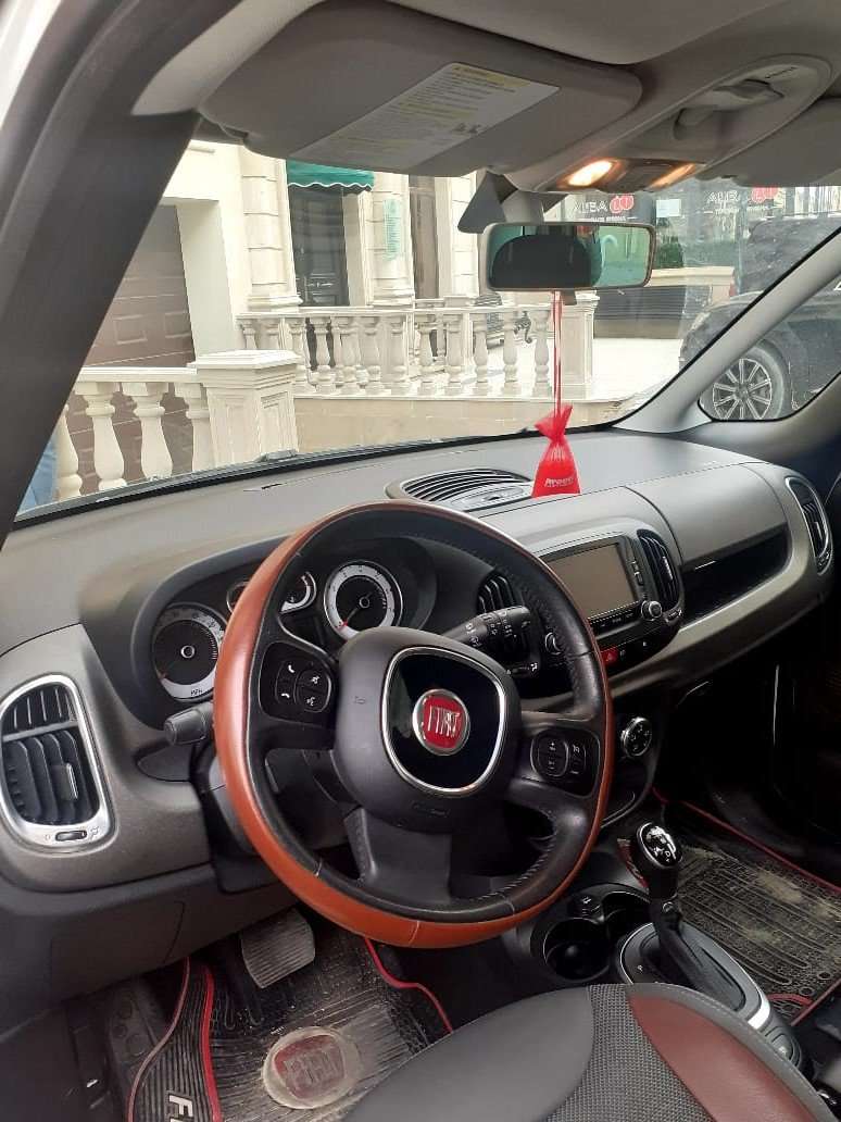 Fiat 500L, 2013 il, 1.4 L, 101 000 km