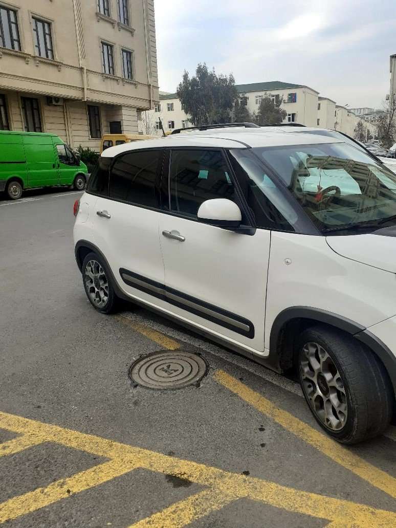 Fiat 500L, 2013 il, 1.4 L, 101 000 km