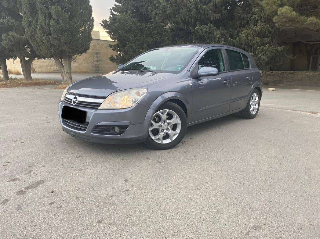 Opel Astra, 2005 il, 1.4 L, 225 000 km