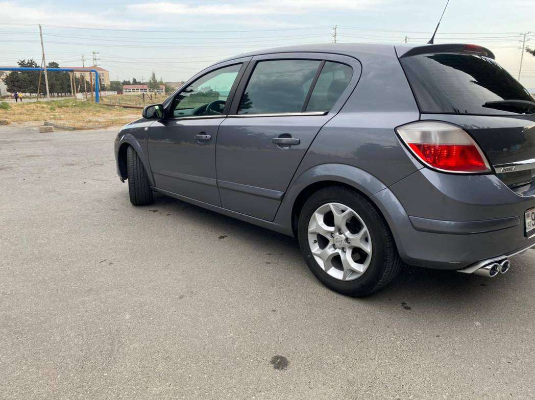 Opel Astra, 2005 il, 1.4 L, 225 000 km
