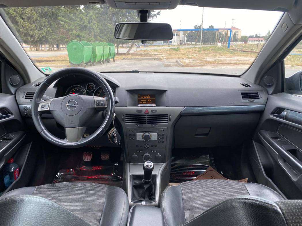 Opel Astra, 2005 il, 1.4 L, 225 000 km