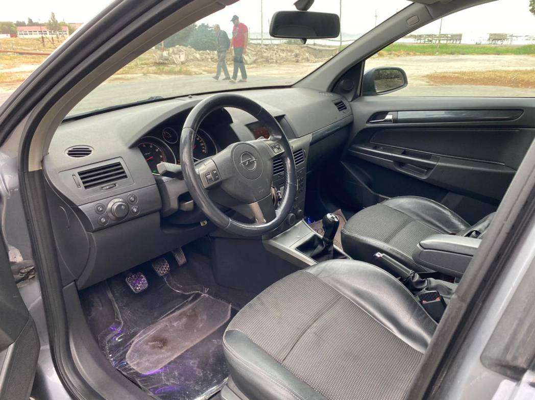 Opel Astra, 2005 il, 1.4 L, 225 000 km