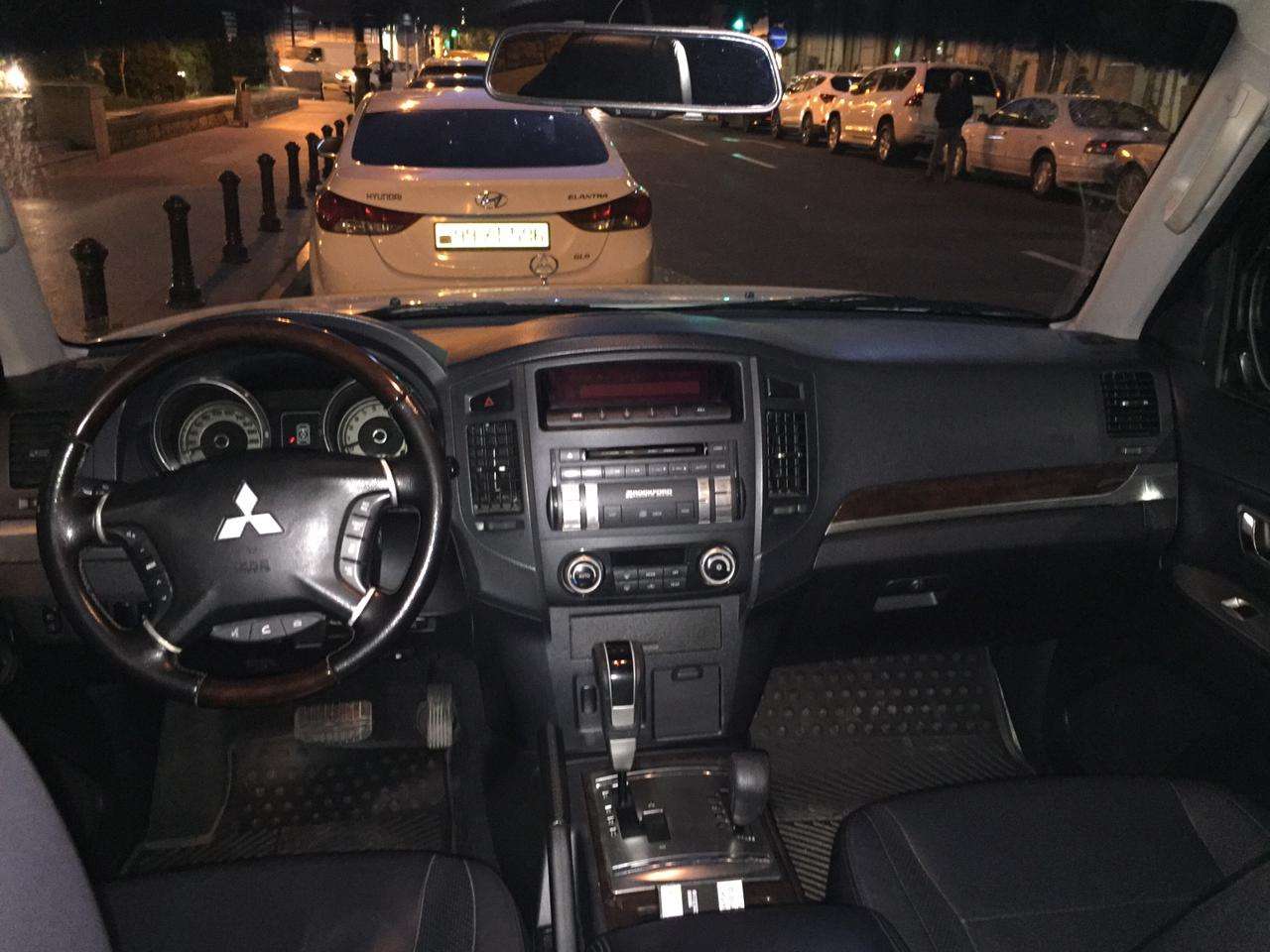 Mitsubishi Pajero, 2010 il, 3.5 L, 191 000 km
