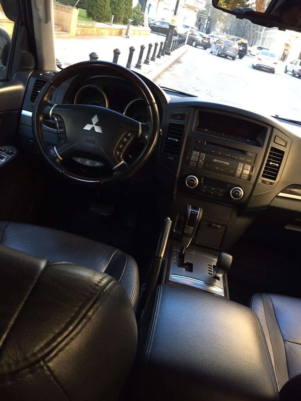 Mitsubishi Pajero, 2010 il, 3.5 L, 191 000 km