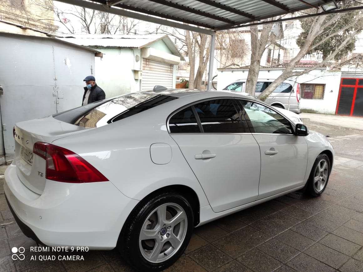 Volvo S 60, 2011 il, 2.0 L, 179 000 km