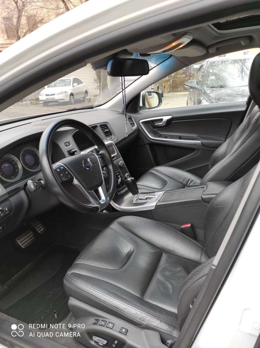 Volvo S 60, 2011 il, 2.0 L, 179 000 km