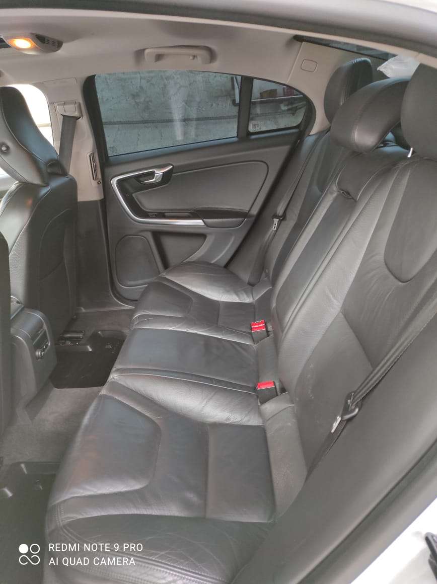 Volvo S 60, 2011 il, 2.0 L, 179 000 km