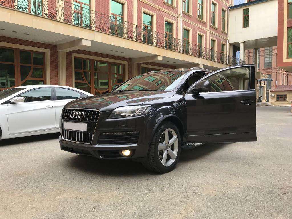 Audi Q7, 2006 il, 4.2 L, 185 000 km