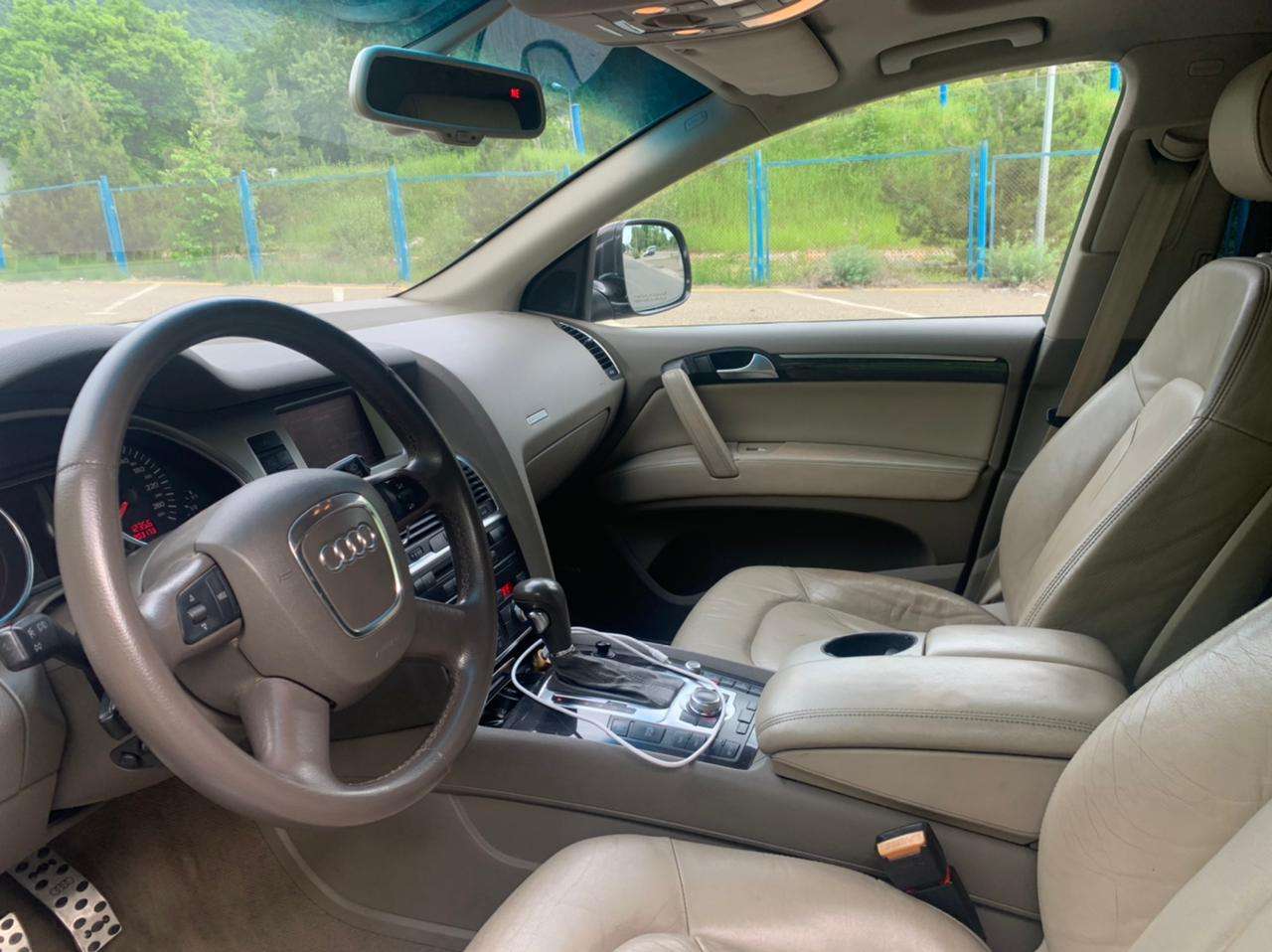 Audi Q7, 2006 il, 4.2 L, 185 000 km