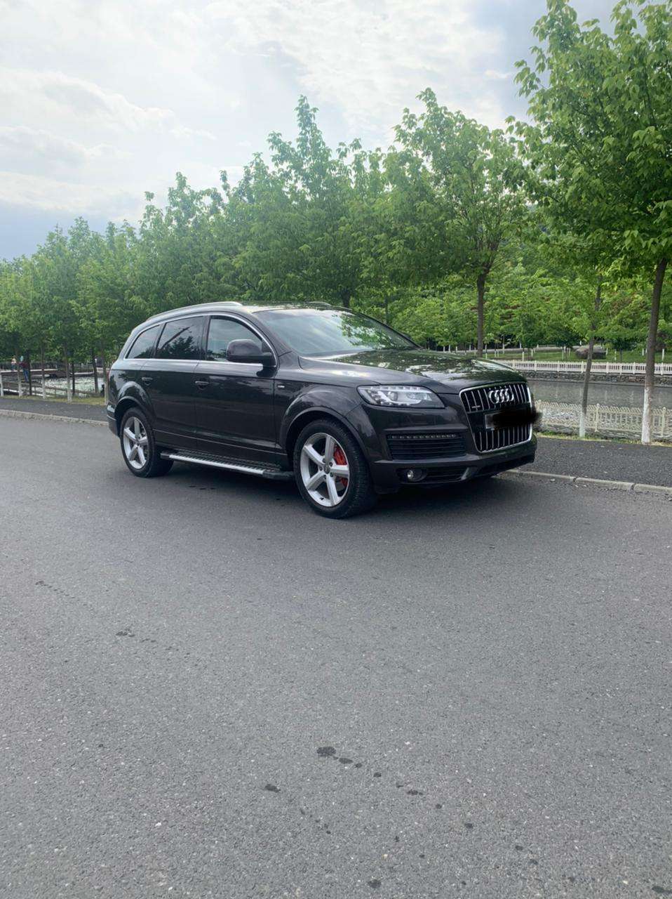 Audi Q7, 2006 il, 4.2 L, 185 000 km