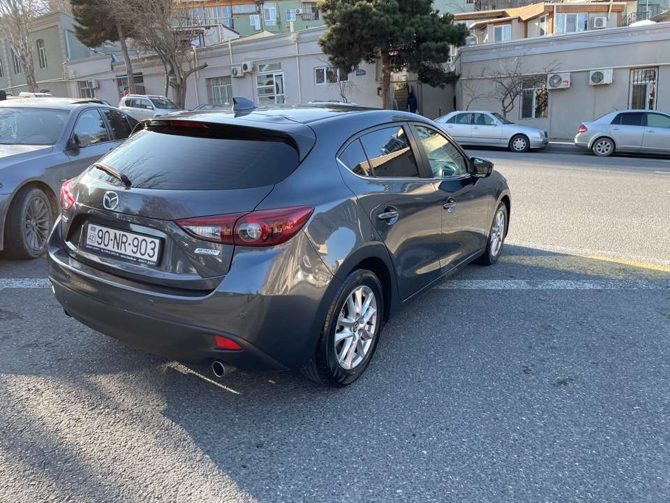 Mazda 3, 2015 il, 2.0 L, 91 500 km