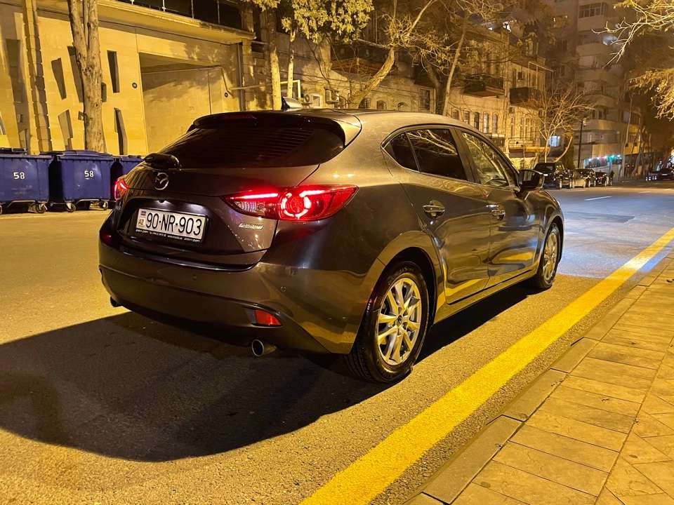 Mazda 3, 2015 il, 2.0 L, 91 500 km