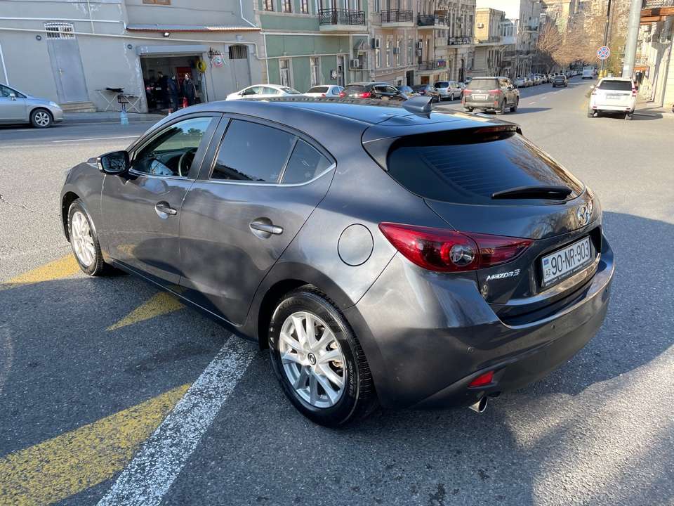 Mazda 3, 2015 il, 2.0 L, 91 500 km