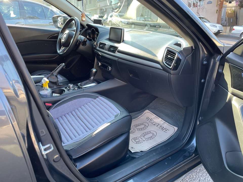 Mazda 3, 2015 il, 2.0 L, 91 500 km