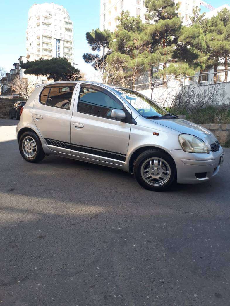 Toyota Vitz, 2004 il, 1.3 L, 168 000 km