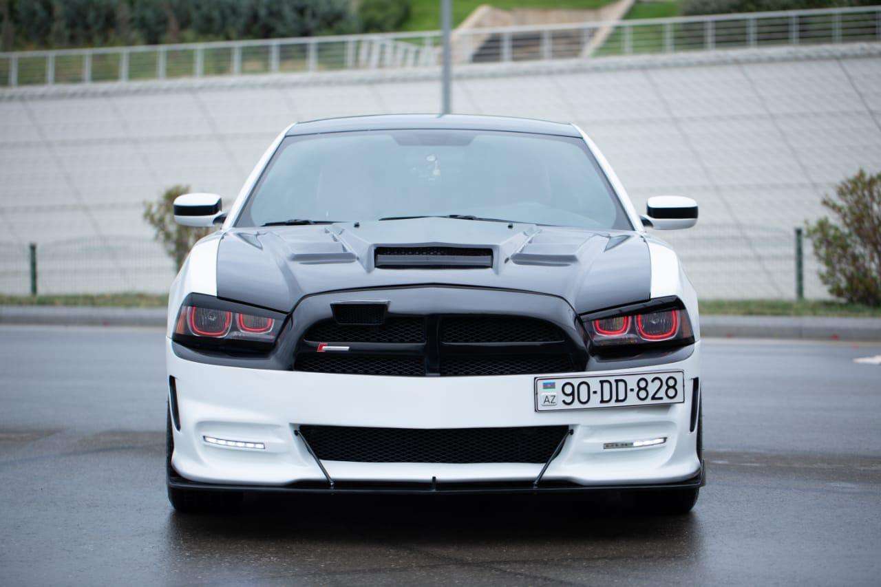 Dodge Charger, 2012 il, 3.6 L, 130 000 km