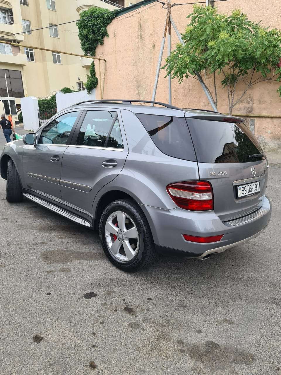 Mercedes ML 350, 2010 il, 3.5 L, 129 000 km