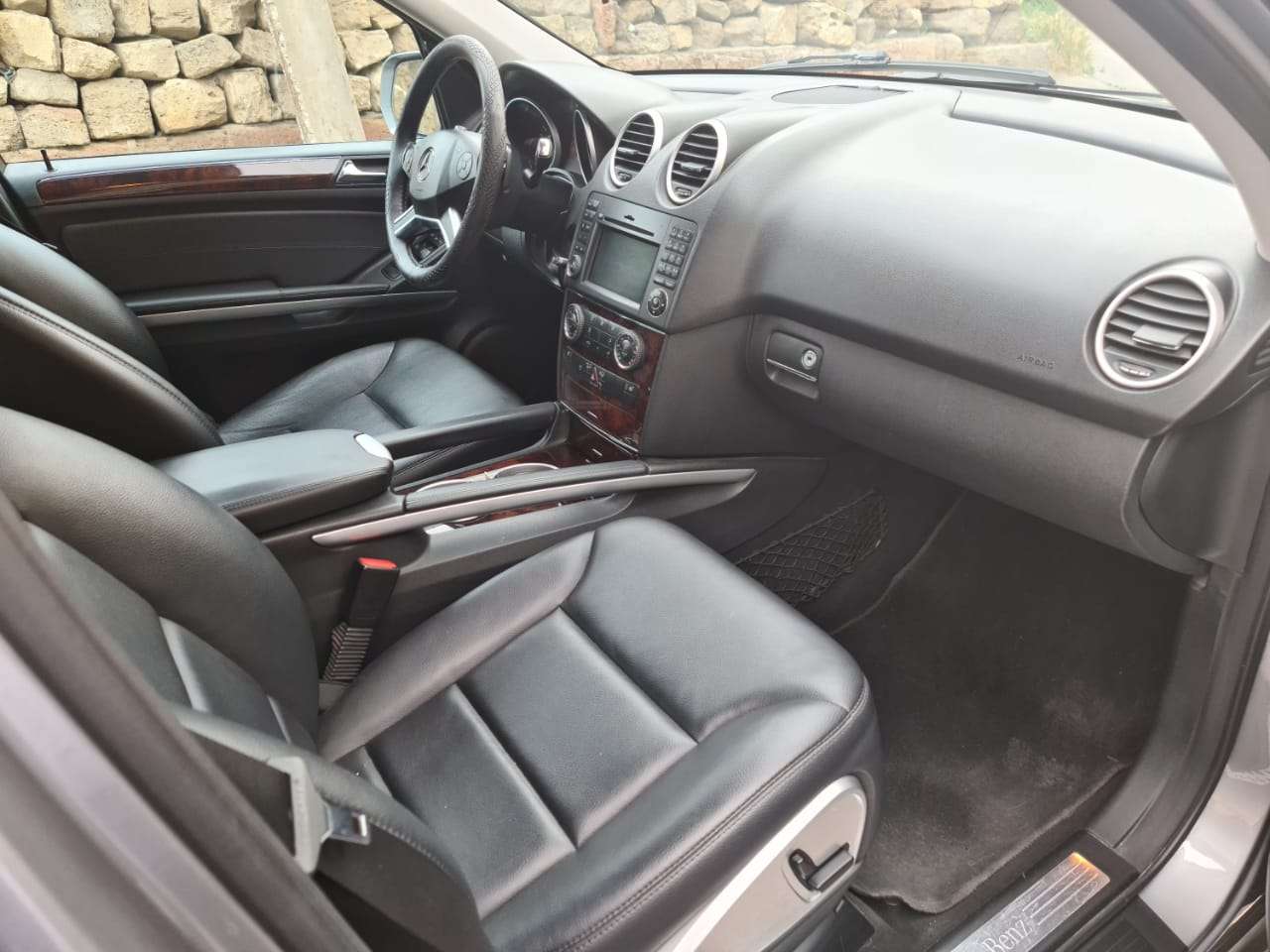Mercedes ML 350, 2010 il, 3.5 L, 129 000 km