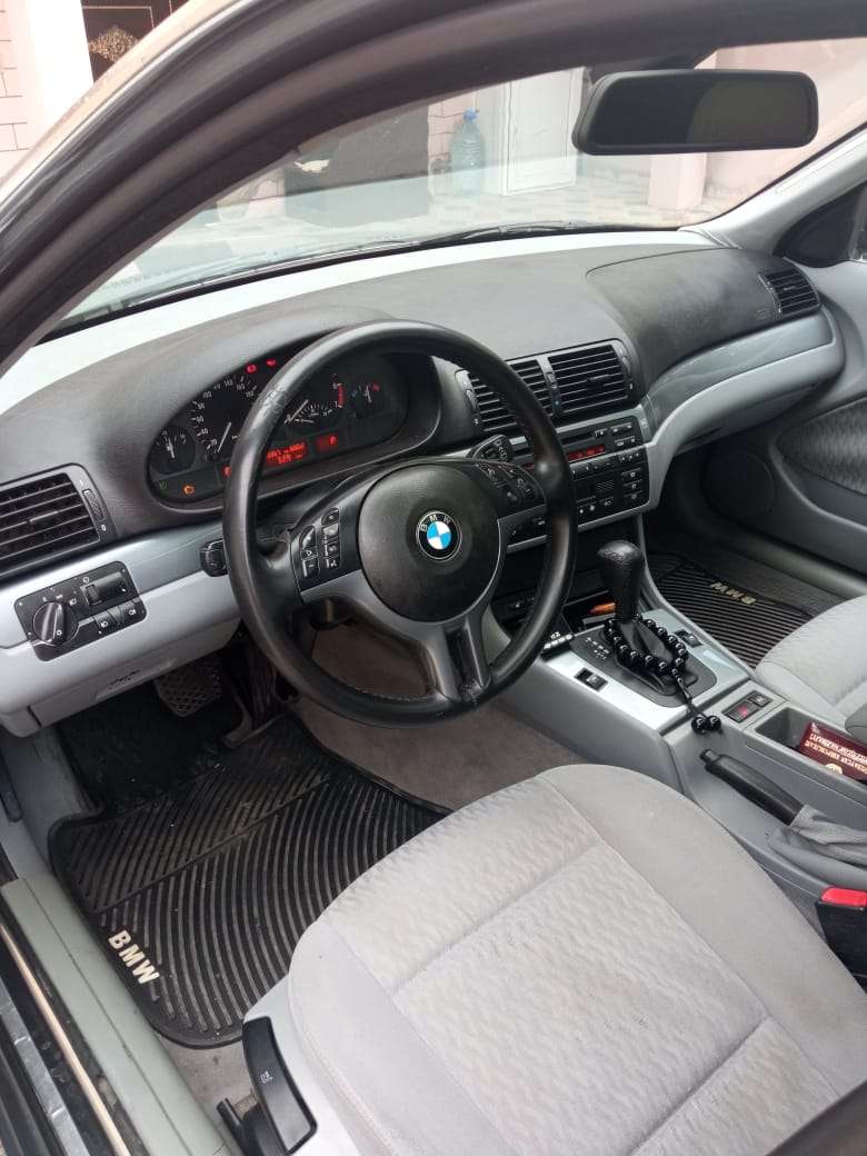BMW 320, 2001 il, 1.3 L, 400 000 km