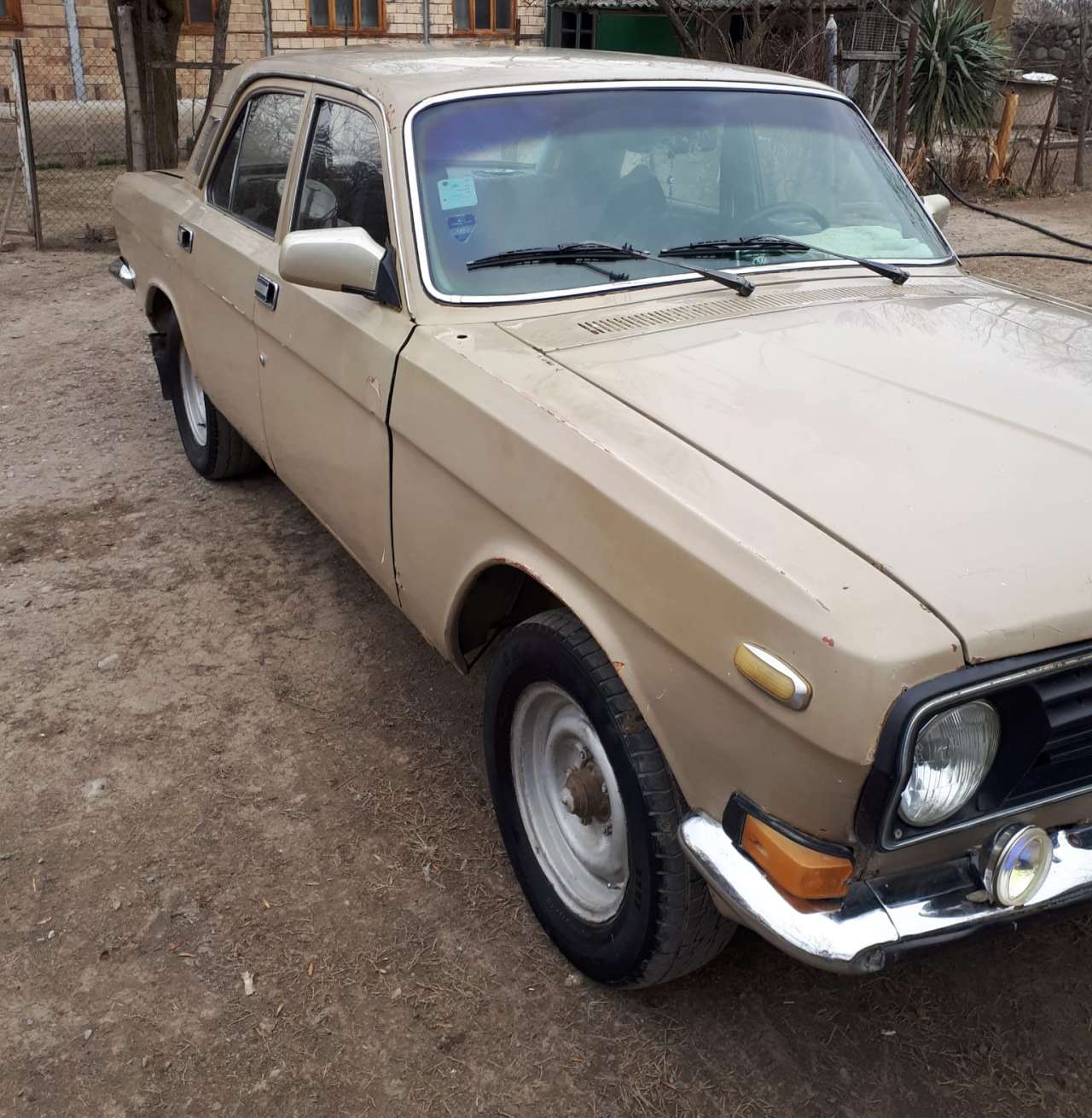 GAZ 24-10, 1988 il, 2.0 L, 200 000 km