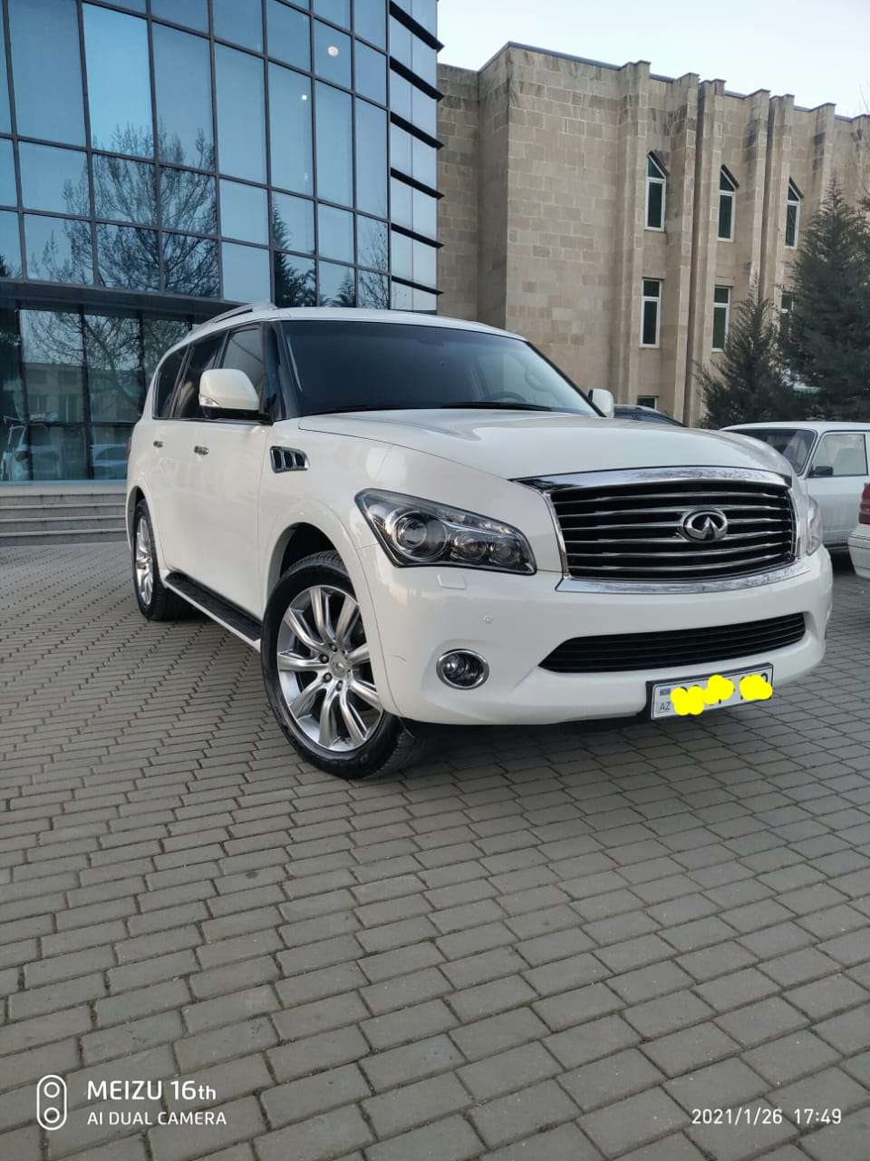 Infiniti QX80, 2013 il, 5.6 L, 58 000 km