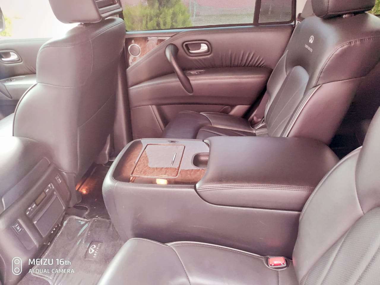 Infiniti QX80, 2013 il, 5.6 L, 58 000 km