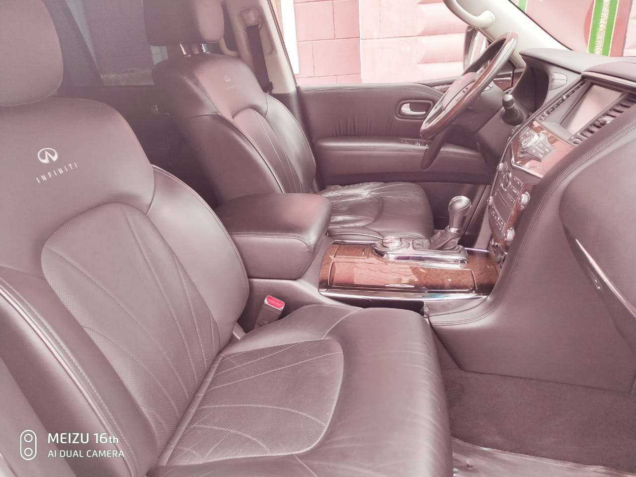 Infiniti QX80, 2013 il, 5.6 L, 58 000 km
