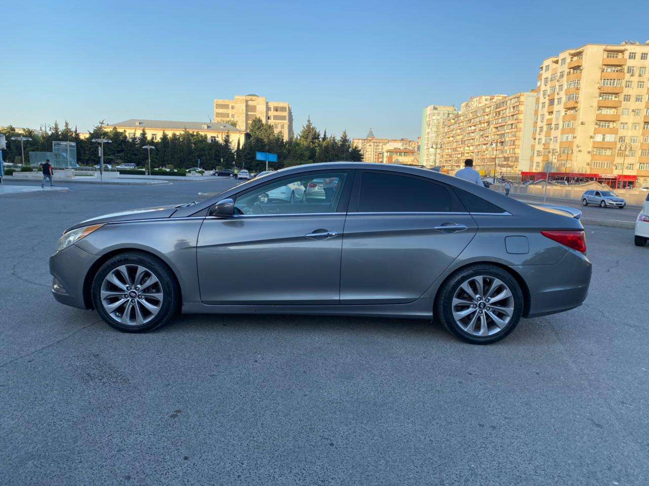 Hyundai Sonata, 2011 il, 2.0 L, 110 000 km