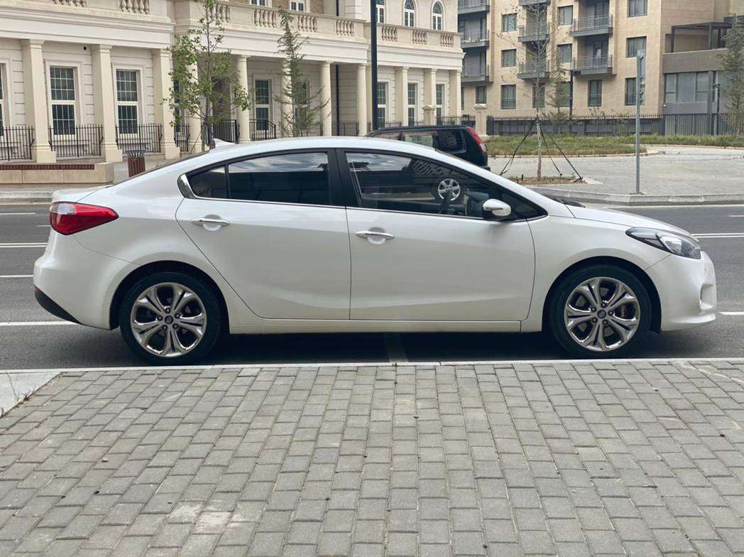 Kia Cerato, 2014 il, 1.6 L, 6 400 km