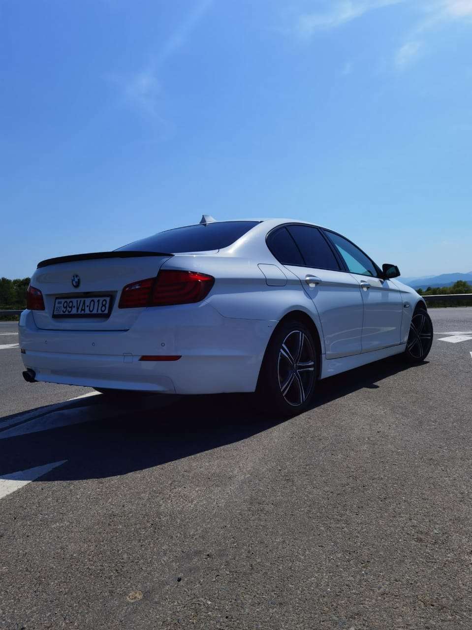 BMW 528, 2012 il, 2.0 L, 196 000 km