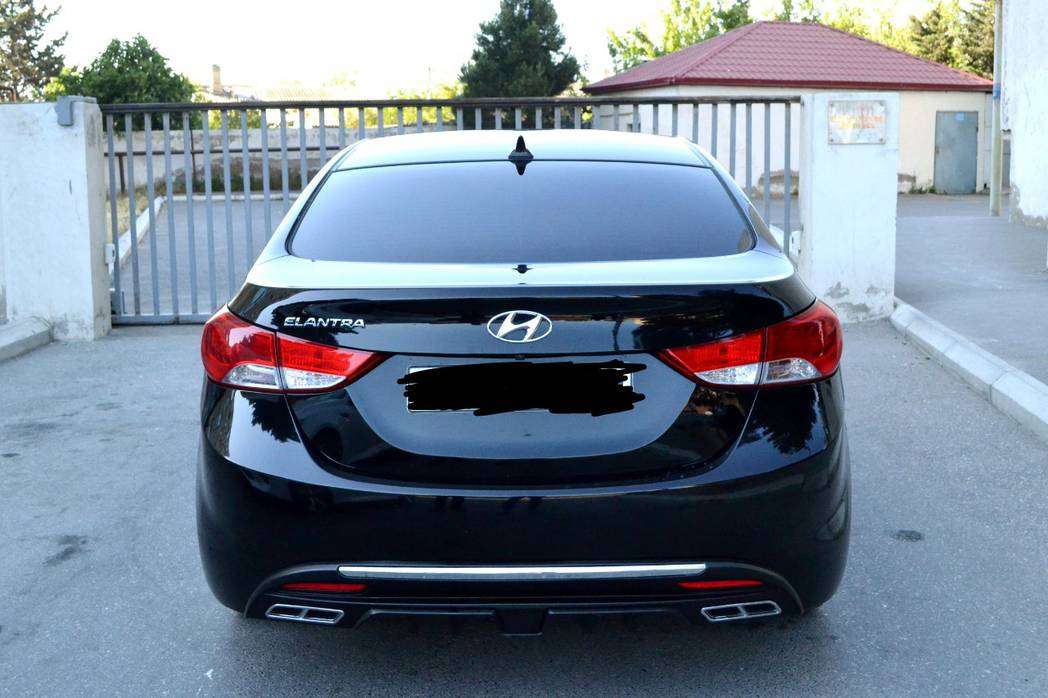 Hyundai Elantra, 2012 il, 1.8 L, 145 000 km