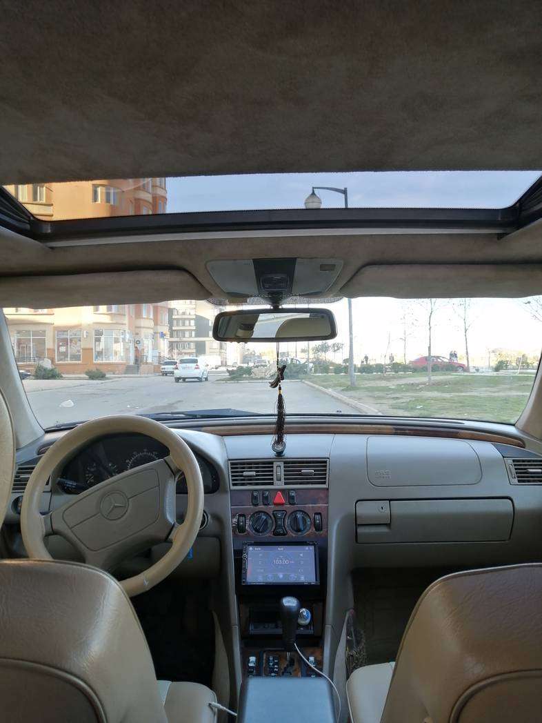 Mercedes C 230, 1999 il, 2.3 L, 240 545 km