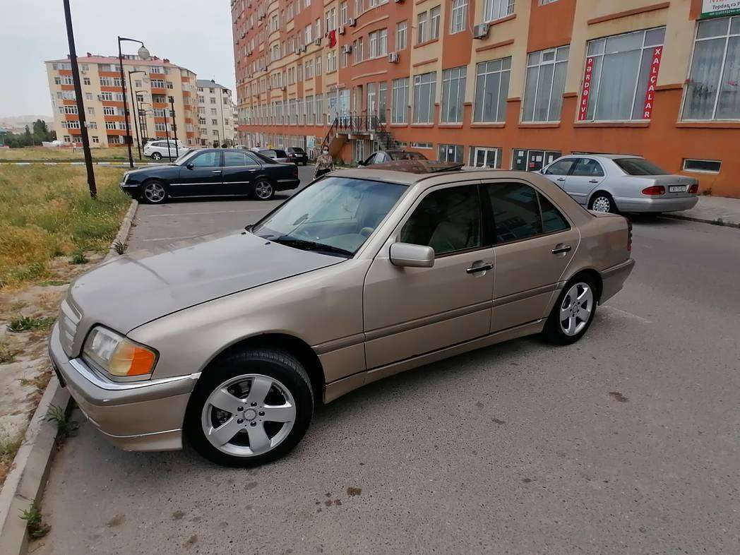 Mercedes C 230, 1999 il, 2.3 L, 240 545 km