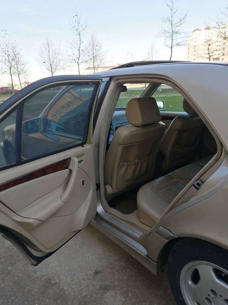 Mercedes C 230, 1999 il, 2.3 L, 240 545 km