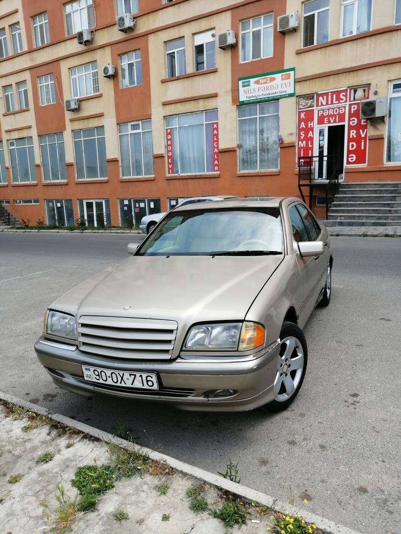 Mercedes C 230, 1999 il, 2.3 L, 240 545 km