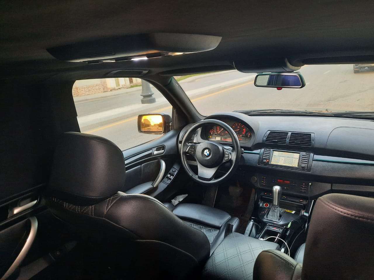 BMW X5, 2001 il, 4.4 L, 450 000 km