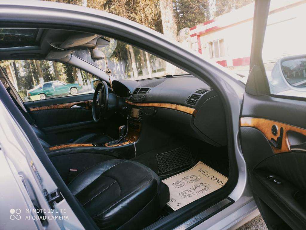 Mercedes E 320, 2004 il, 3.2 L, 332 000 km