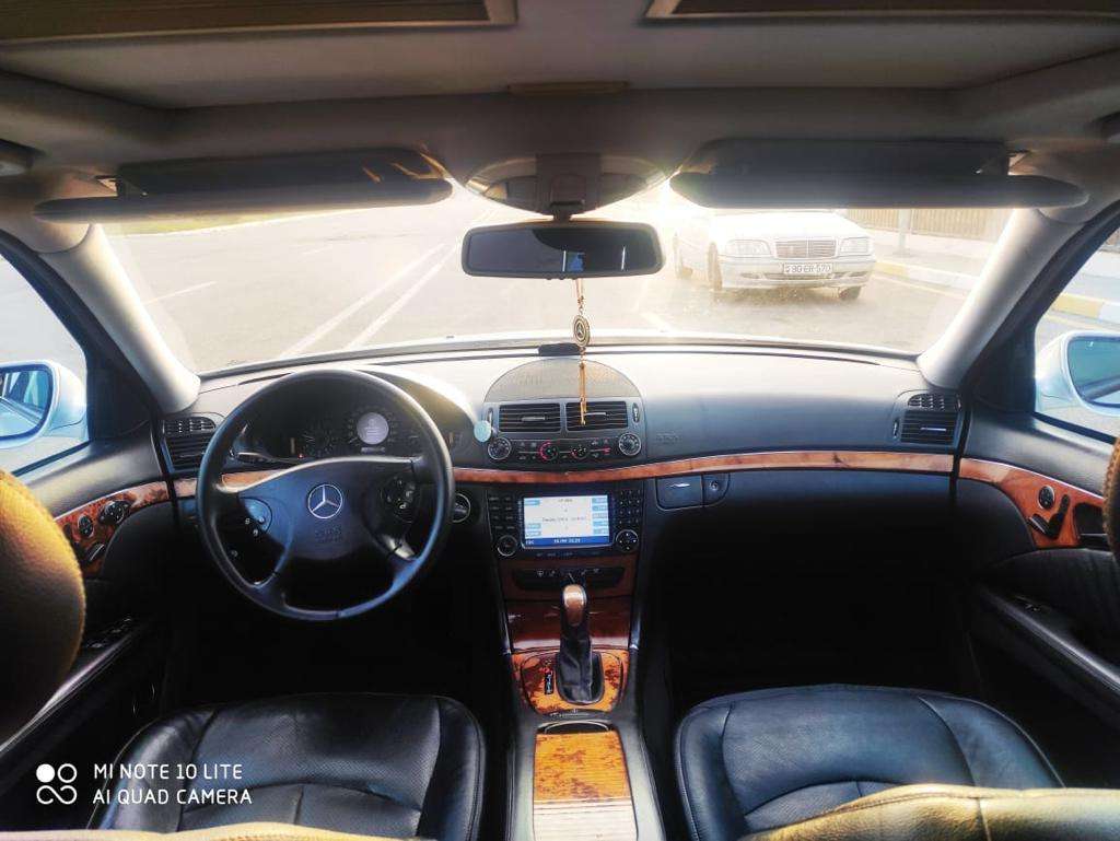 Mercedes E 320, 2004 il, 3.2 L, 332 000 km