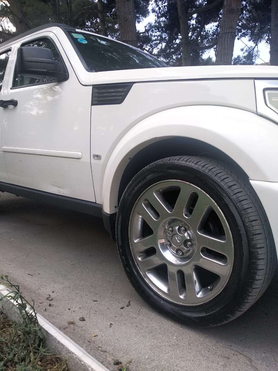 Dodge Nitro, 2008 il, 2.8 L, 270 000 km