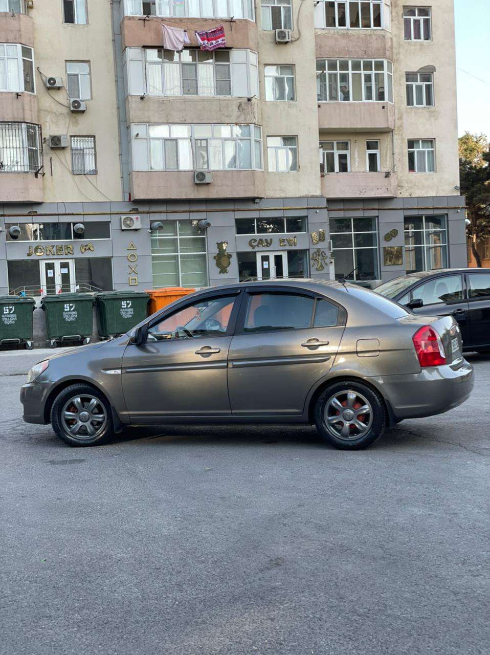 Hyundai Accent, 2008 il, 1.6 L, 280 000 km