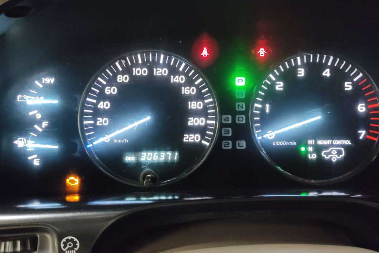 Lexus LX 470, 2005 il, 4.7 L, 303 000 km