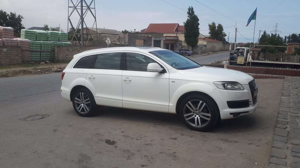 Audi Q7, 2008 il, 4.2 L, 220 000 km