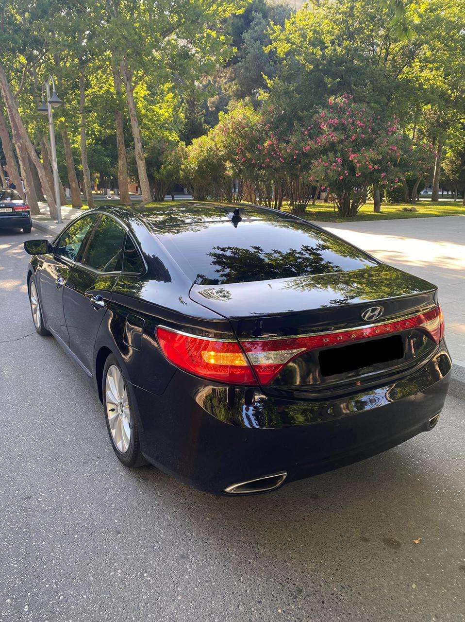 Hyundai Grandeur, 2011 il, 3.0 L, 203 000 km