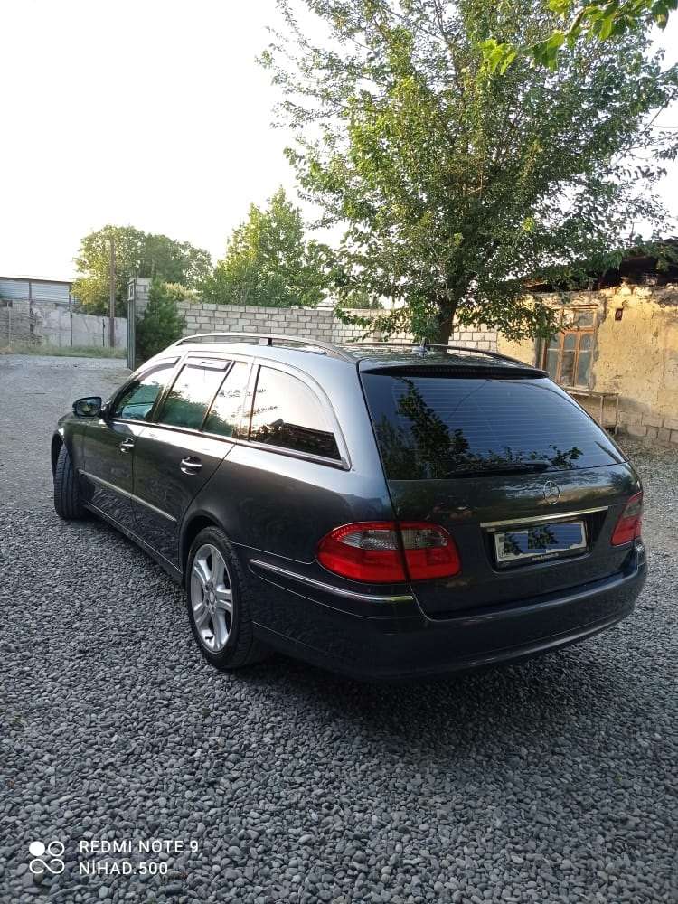 Mercedes E 240, 2008 il, 2.6 L, 25 358 km